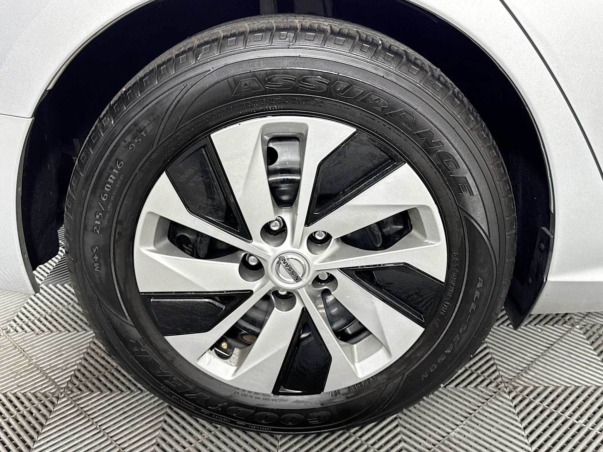 Used 2022 Nissan Altima 2.5 S FWD image 32