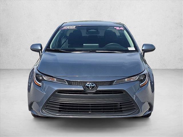 Used 2024 Toyota Corolla LE FWD image 2