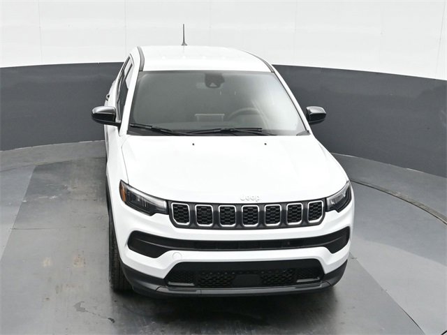 Used 2025 Jeep Compass Sport image 31