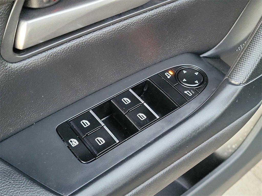 Certified 2025 MAZDA CX-50 AWD 2.5 S w/ Select Package image 13