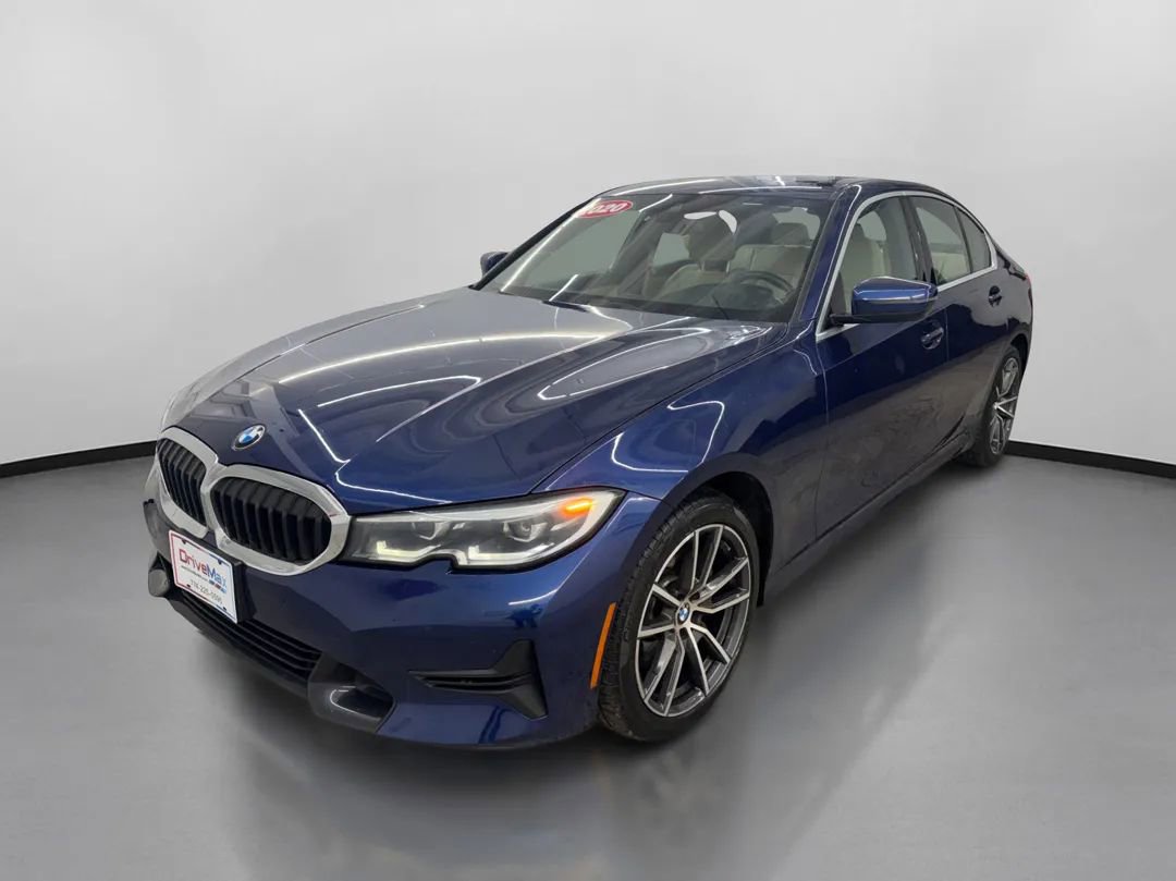 Used 2020 BMW 330i xDrive Sedan w/ Convenience Package image 4