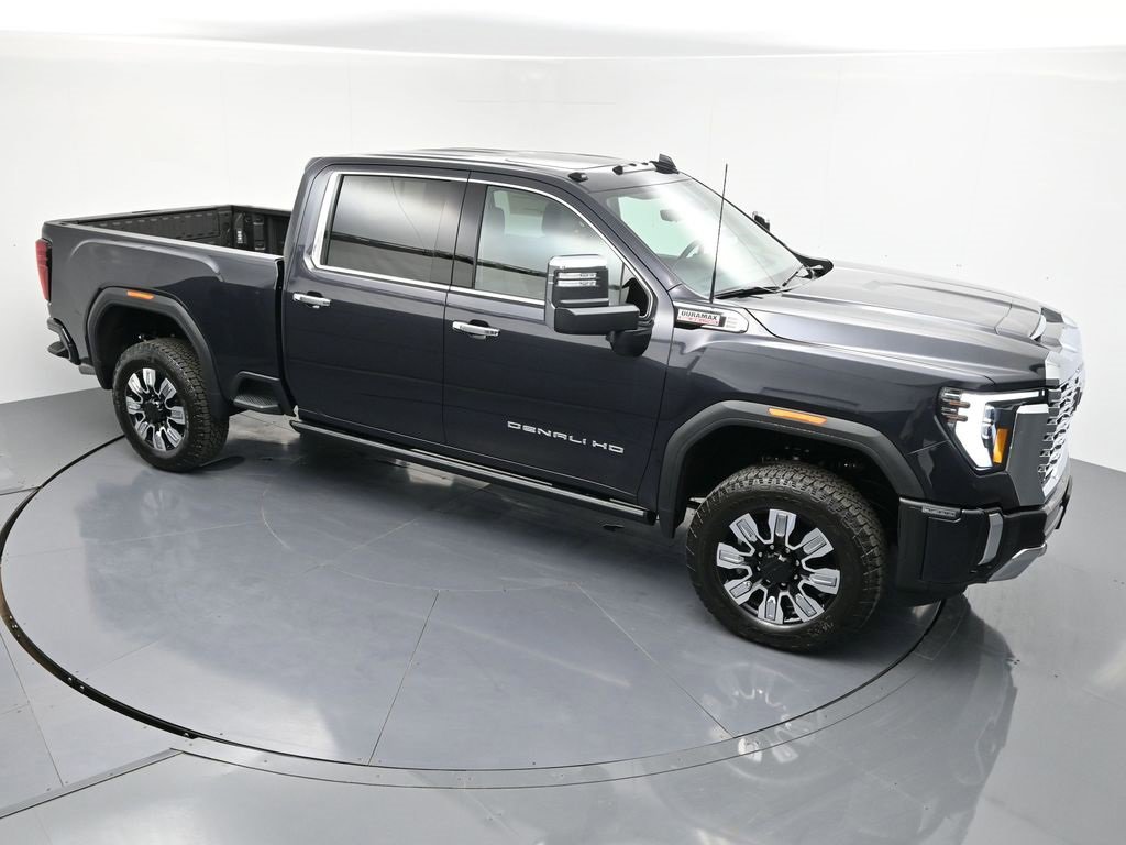 New 2026 GMC Sierra 3500 Denali w/ Denali Reserve Package image 32