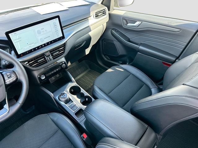 Used 2025 Ford Escape SE image 23