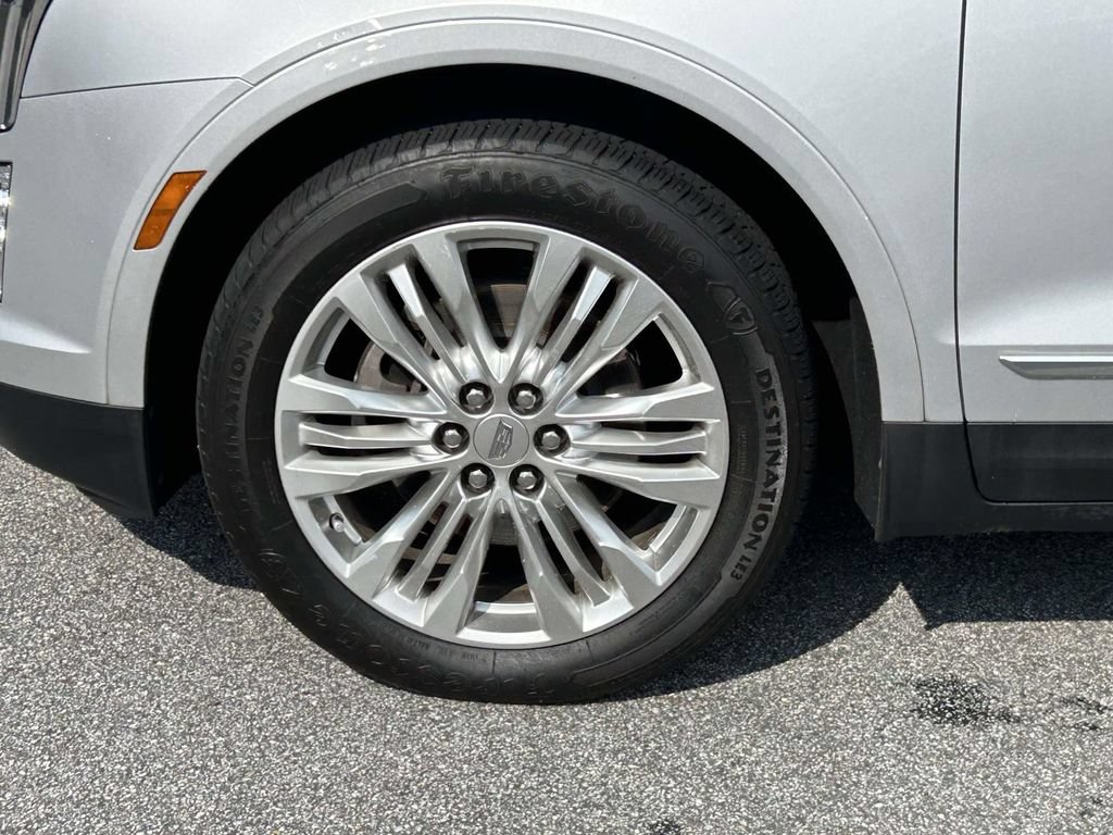 Used 2018 Cadillac XT5 Premium Luxury FWD image 9