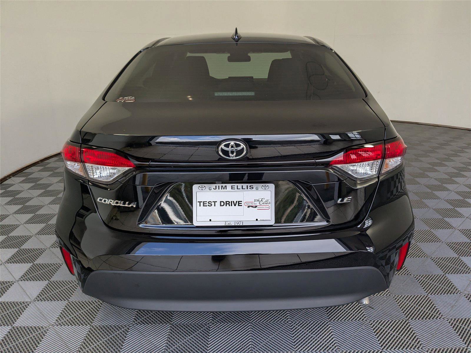 Certified 2026 Toyota Corolla LE FWD image 6