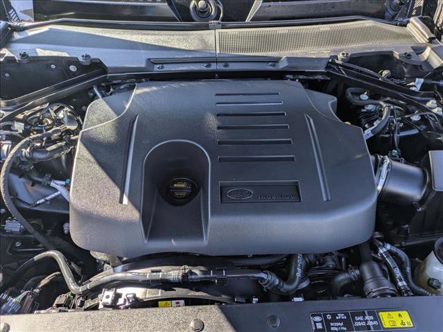 Used 2023 Land Rover Defender 110 X-Dynamic SE image 24