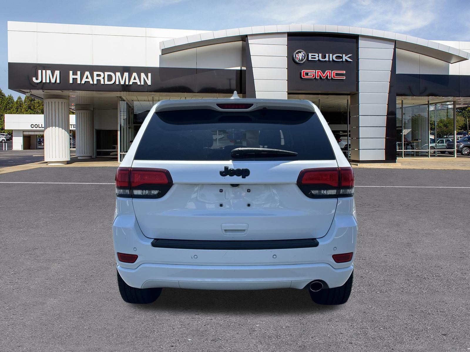 Used 2018 Jeep Grand Cherokee Altitude RWD image 6