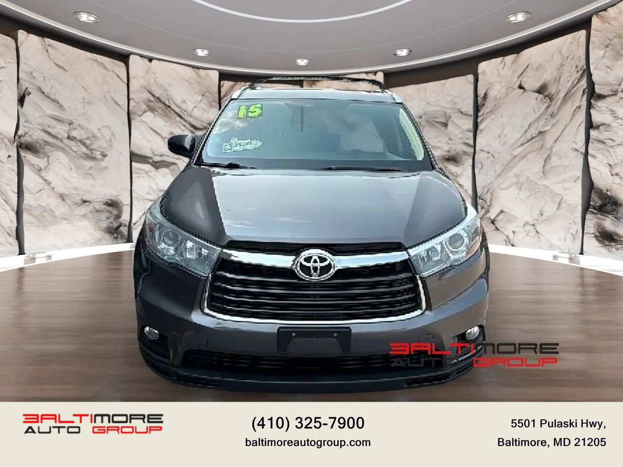 Used 2015 Toyota Highlander XLE AWD/4WD image 2