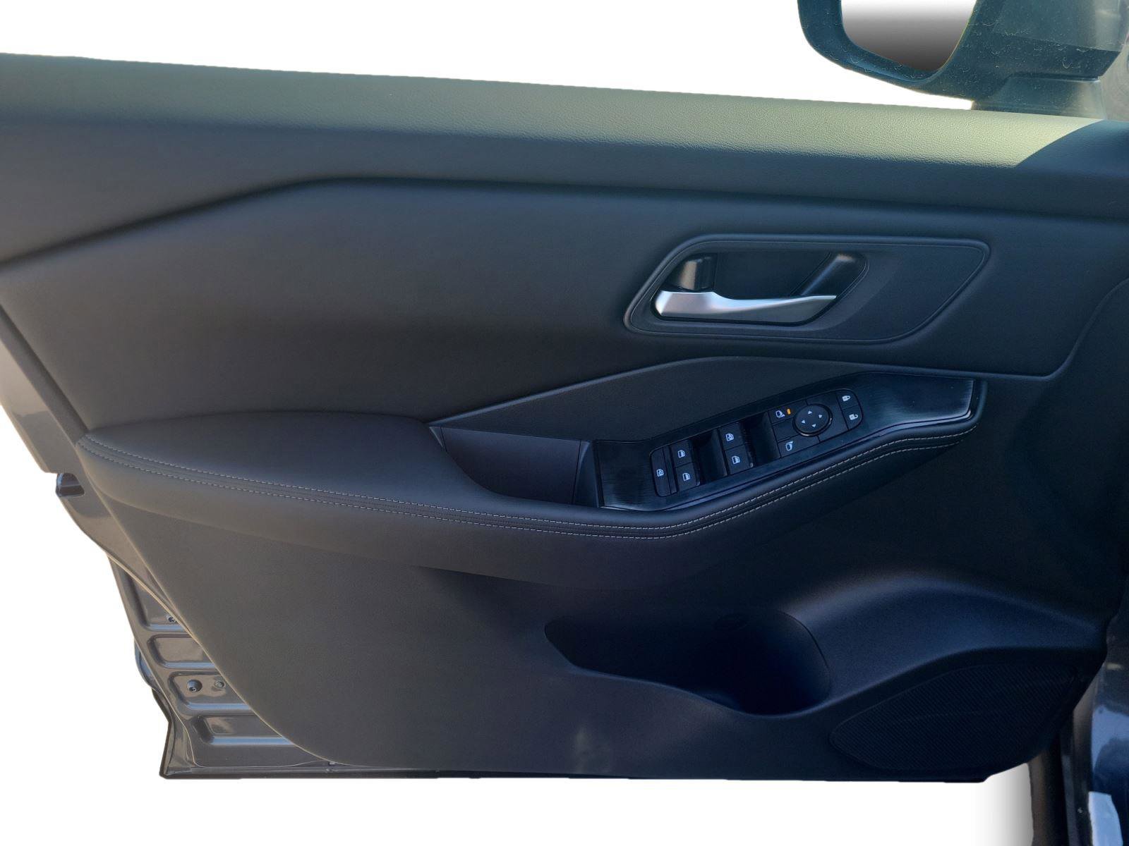 New 2026 Nissan Rogue SV w/ Cold Weather Package image 9