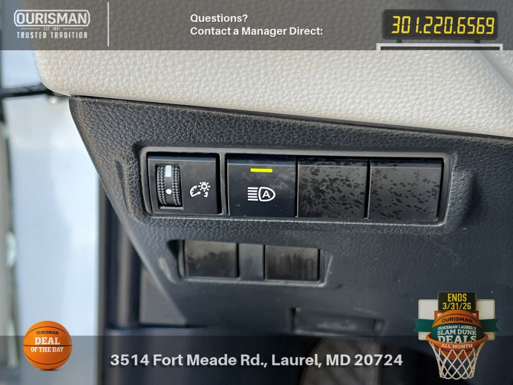 Used 2024 Toyota Corolla Cross L image 26