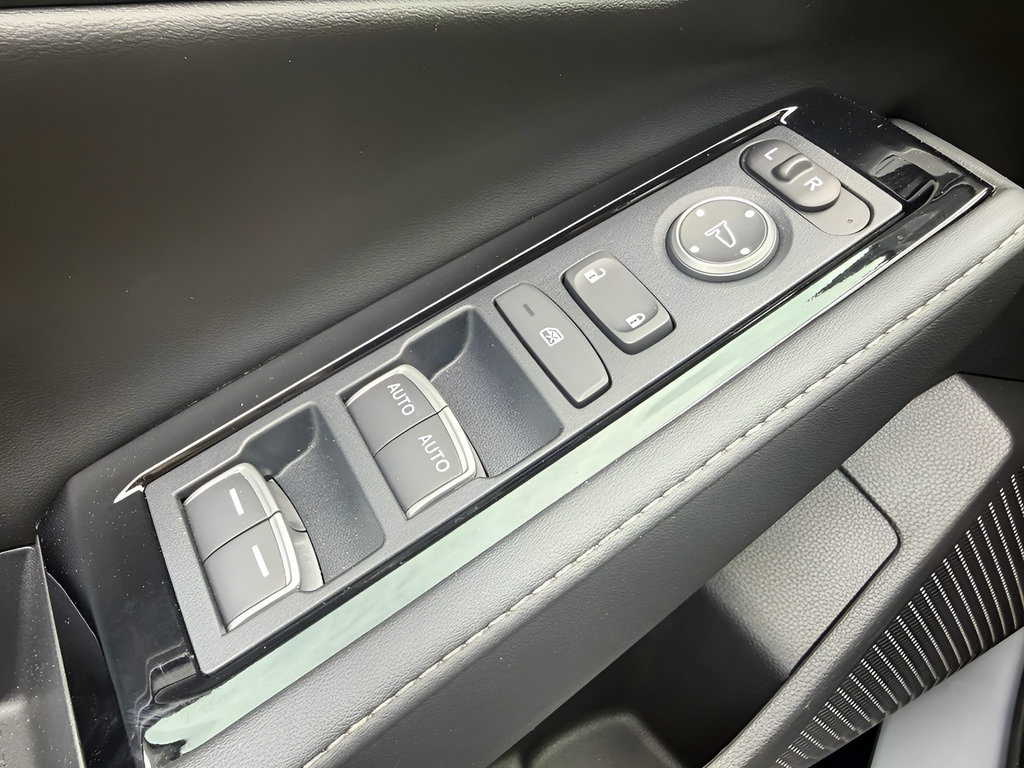 Used 2024 Honda Accord Touring image 25