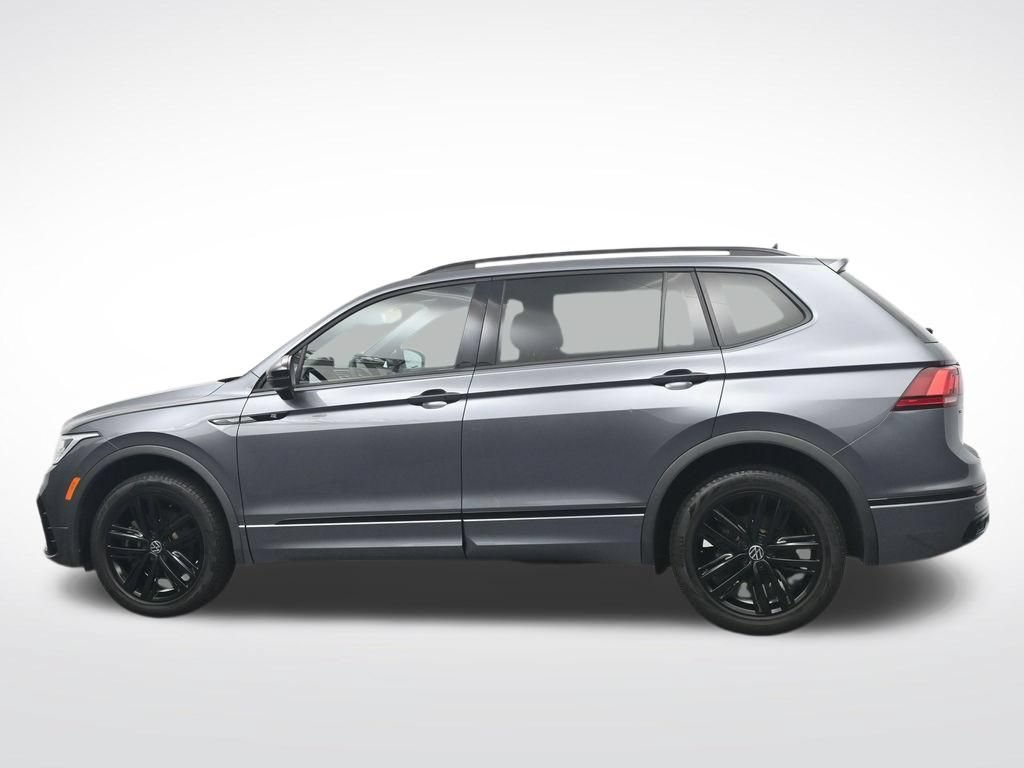 Used 2022 Volkswagen Tiguan SE R-Line AWD/4WD image 10