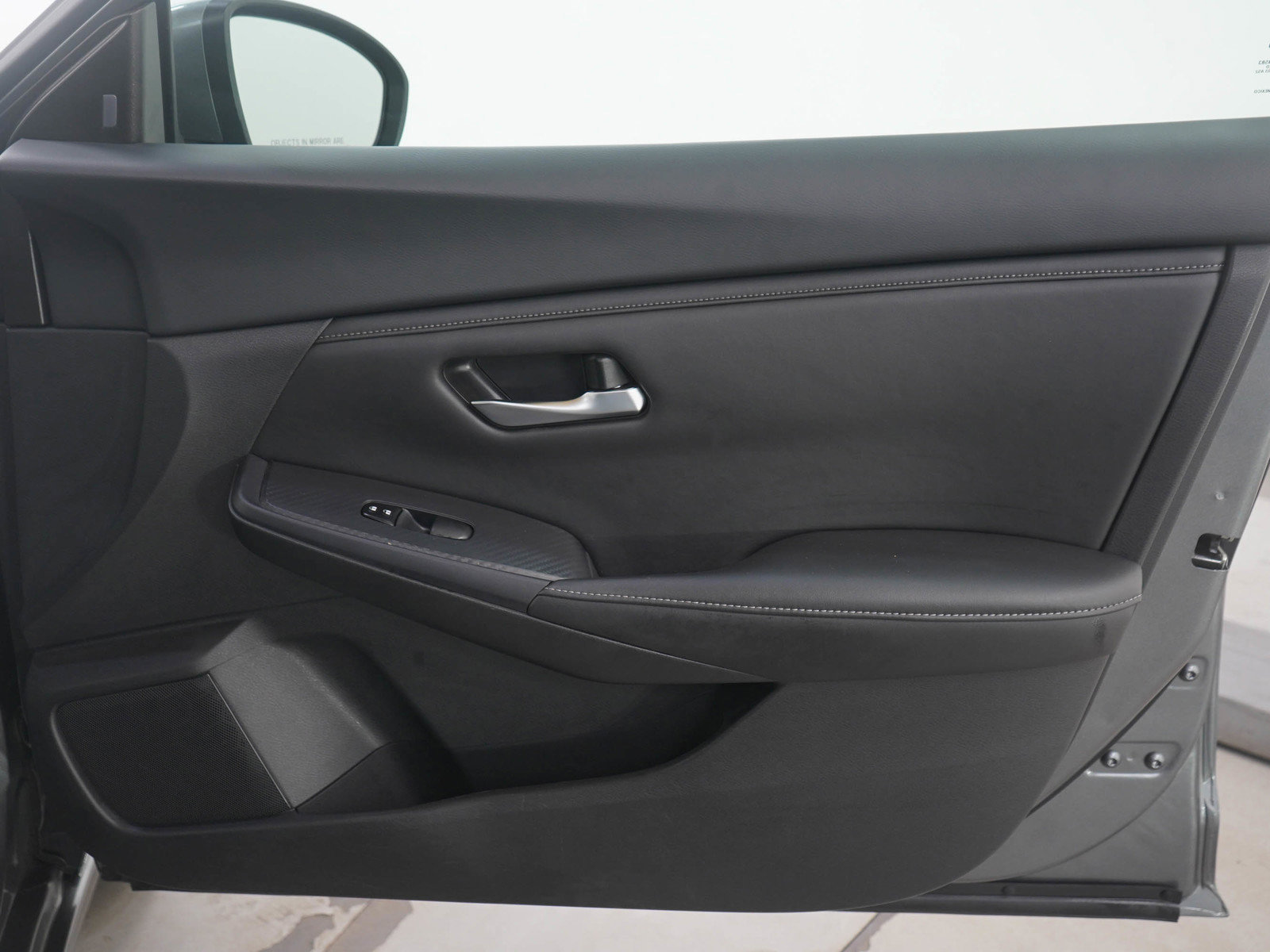 Used 2023 Nissan Sentra S image 9