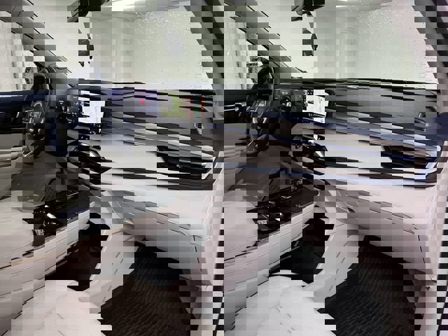 Certified 2025 Buick Enclave Avenir w/ Super Cruise Package image 30