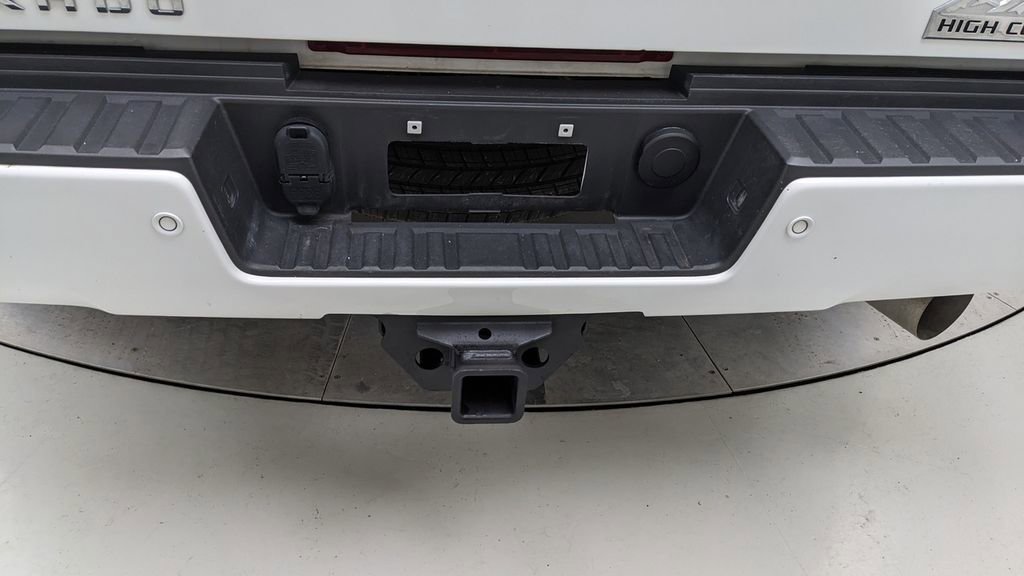 Used 2017 Chevrolet Silverado 3500 High Country image 6