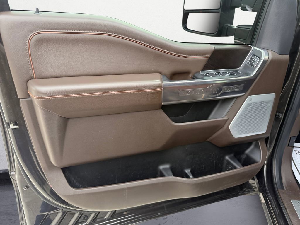 Used 2024 Ford F250 King Ranch w/ Chrome Package image 18