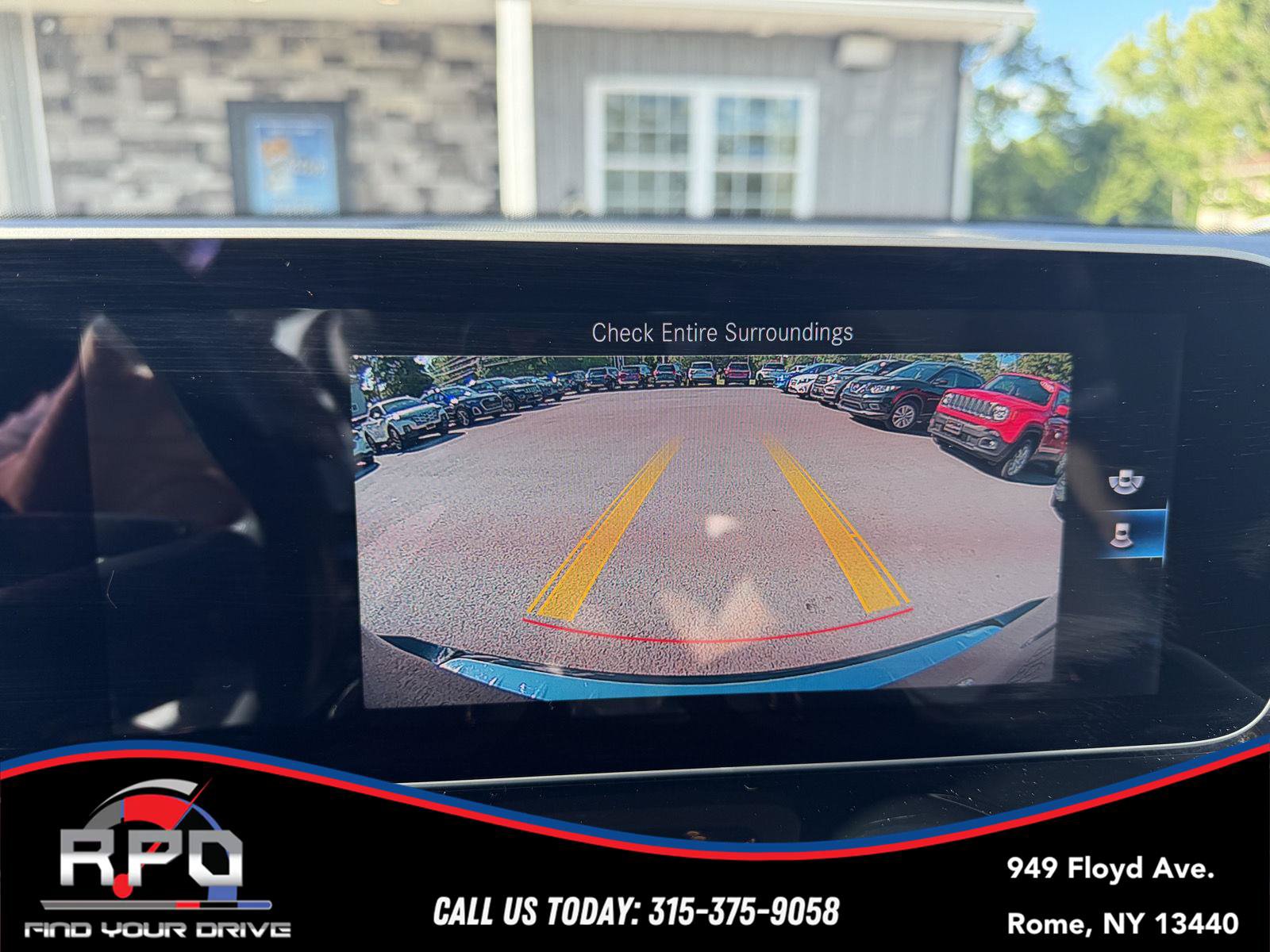 Used 2020 Mercedes-Benz GLB 250 4MATIC image 23