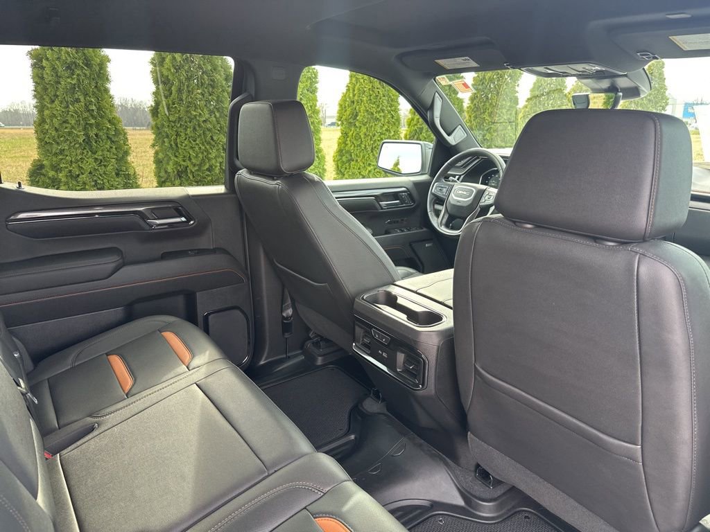 Used 2023 GMC Sierra 1500 AT4 w/ Technology Package image 39