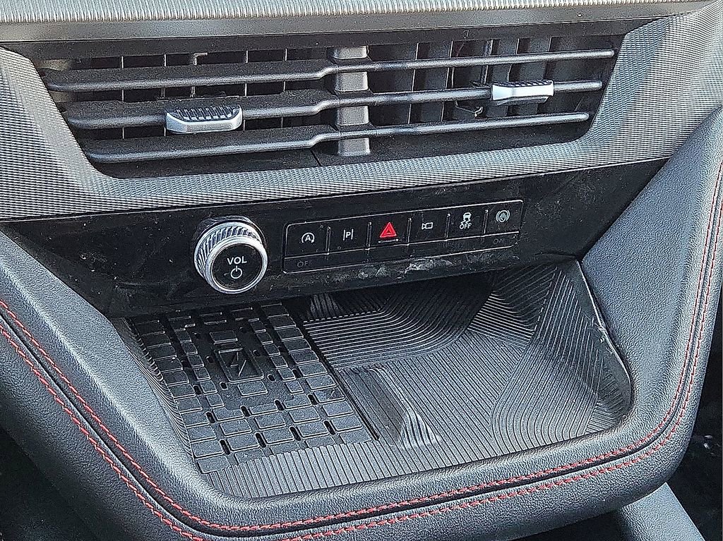 Used 2025 Ford Explorer ST image 30