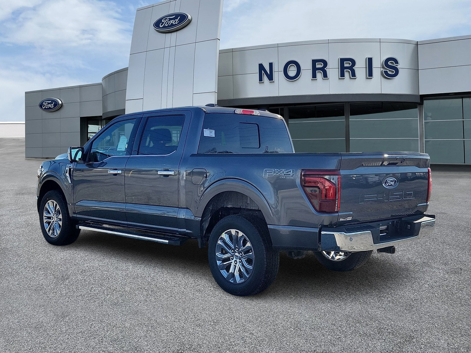 New 2025 Ford F150 Lariat w/ Equipment Group 501A Mid image 3