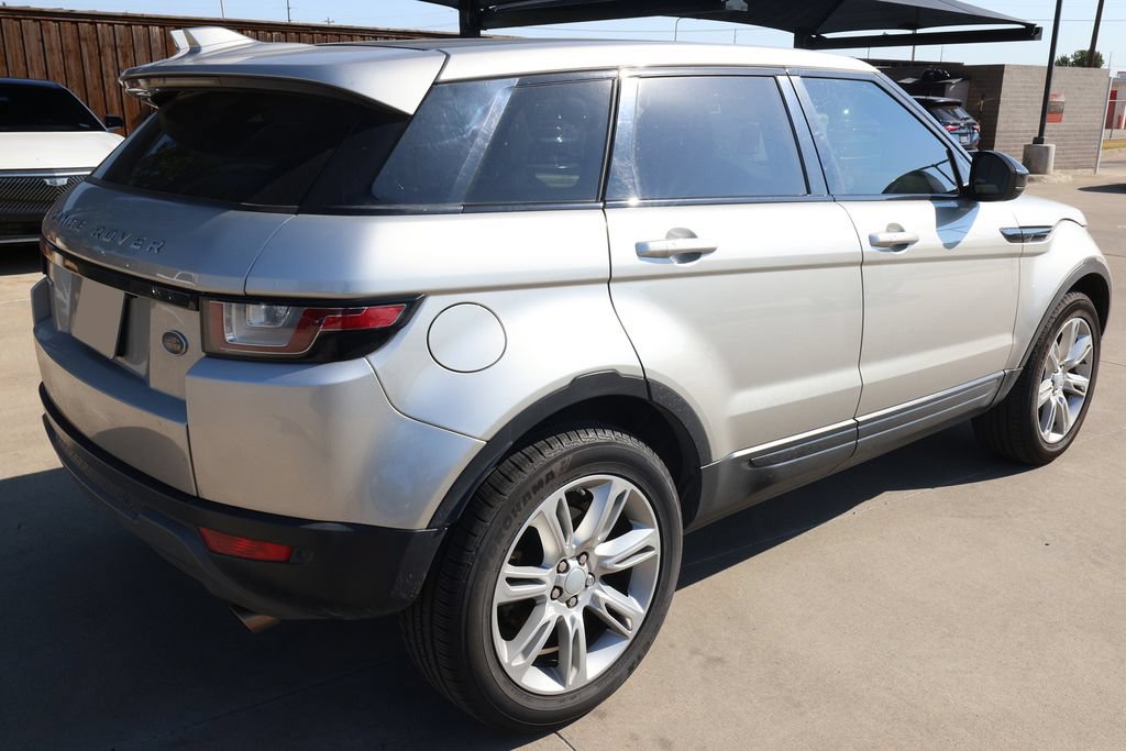 Used 2017 Land Rover Range Rover Evoque SE AWD/4WD image 5