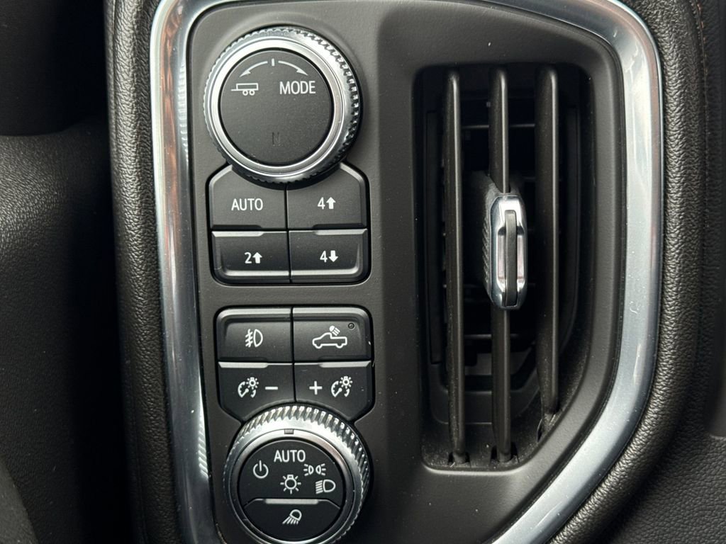 Used 2022 GMC Sierra 1500 AT4 w/ AT4 Premium Package image 31
