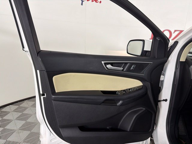 Used 2017 Ford Edge SEL w/ Equipment Group 201A FWD image 30