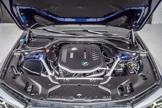 Used 2018 BMW 540i image 17