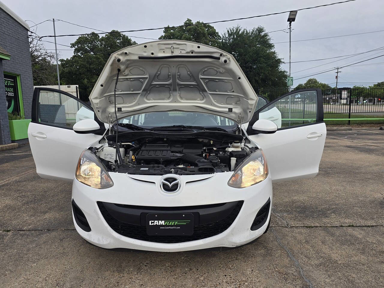 Used 2012 MAZDA MAZDA2 Sport image 32