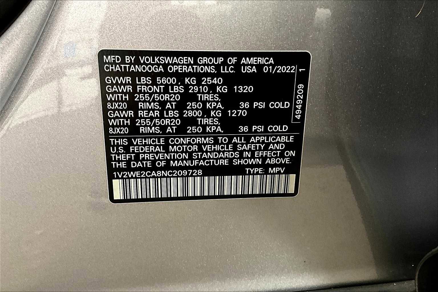 Used 2022 Volkswagen Atlas Cross Sport SE image 34