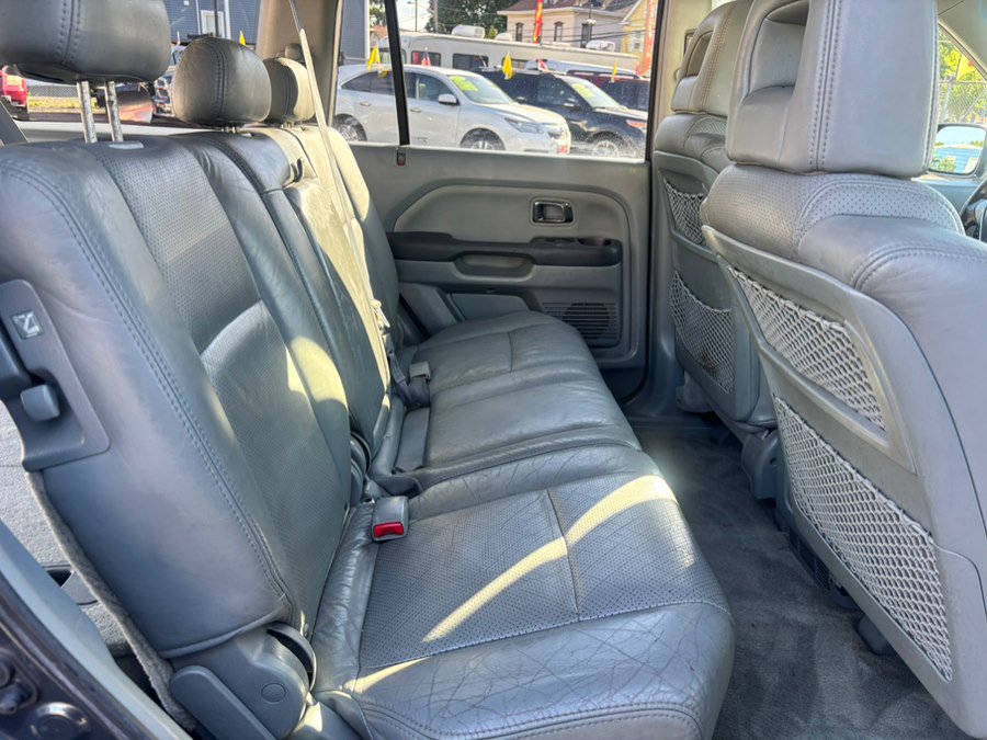 Used 2004 Honda Pilot EX image 31