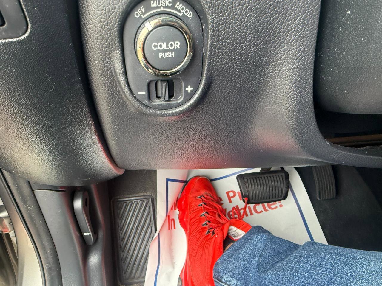 Used 2011 Kia Soul + w/ Audio Pkg image 20