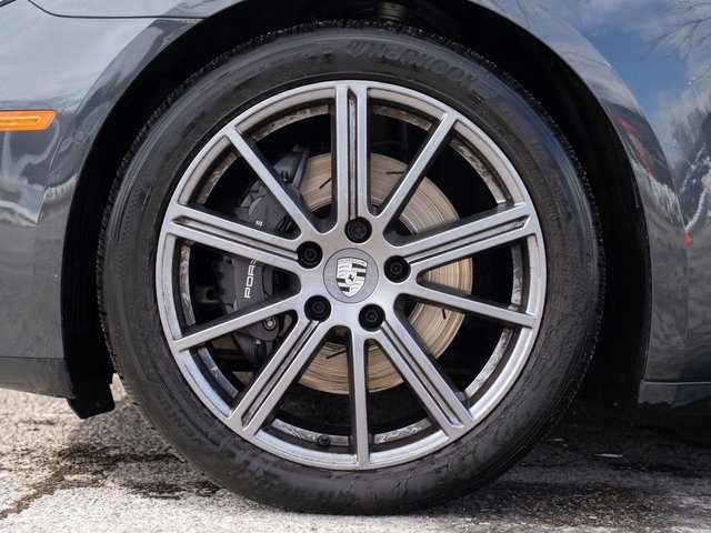 Certified 2025 Porsche Panamera 4 image 12
