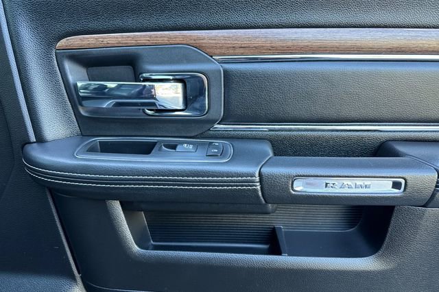 Used 2017 RAM 3500 Laramie AWD/4WD image 21