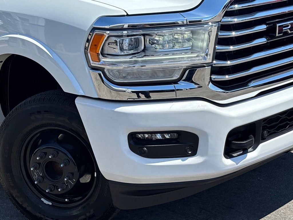 Used 2024 RAM 3500 Limited image 11