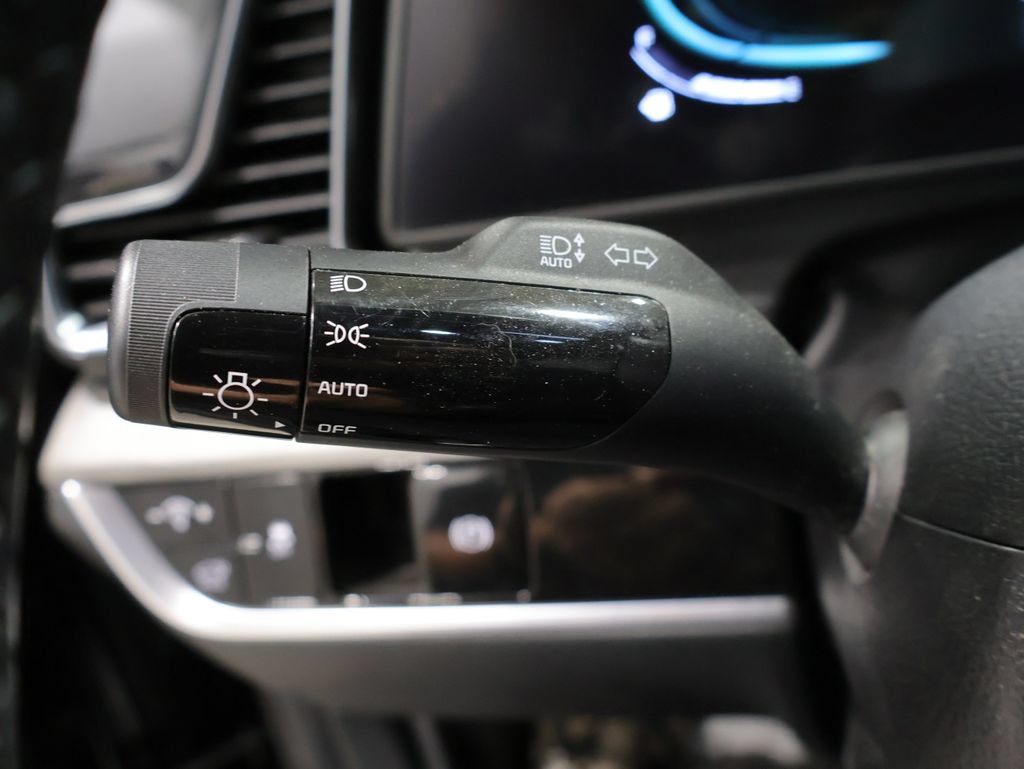 Used 2025 Kia Sportage X-Line w/ Premium Package AWD/4WD image 34