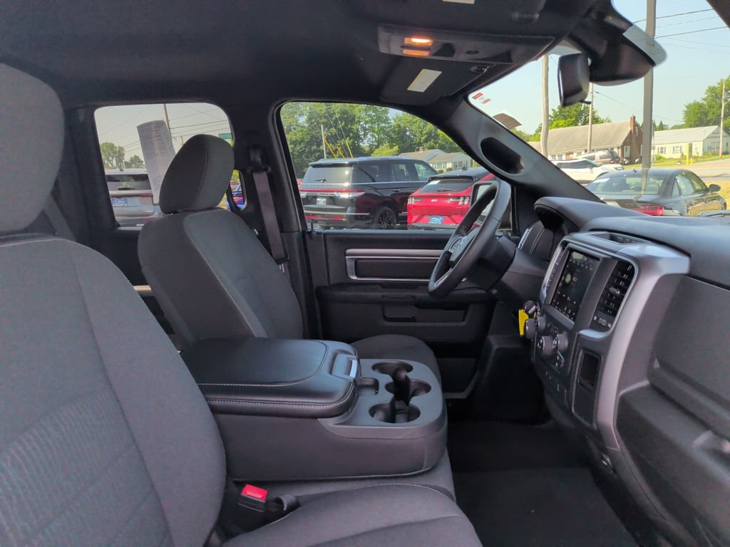 Used 2021 RAM 1500 Warlock w/ Electronics Group AWD/4WD image 16
