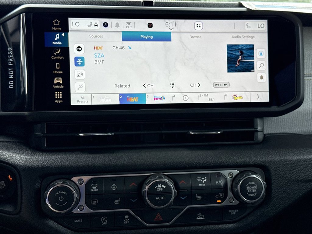 New 2026 Jeep Gladiator Sport AWD/4WD image 27
