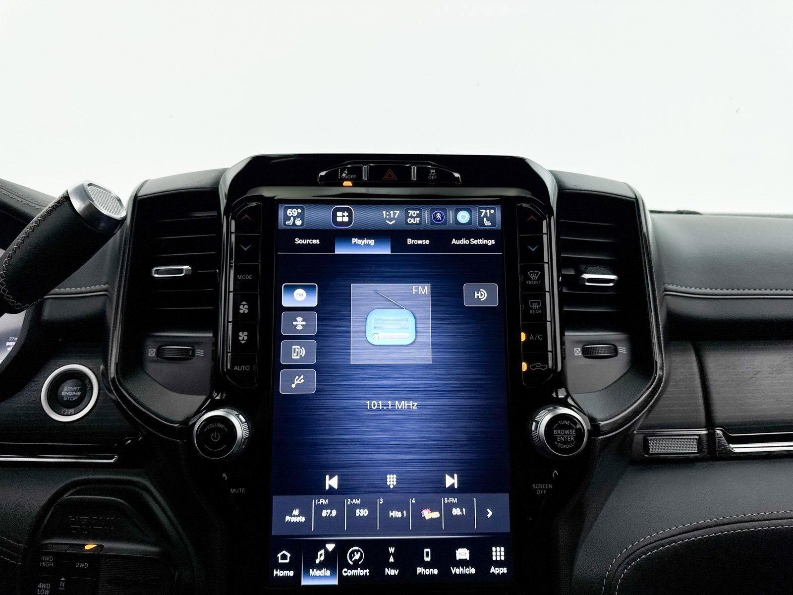 Used 2023 RAM 2500 Limited image 6