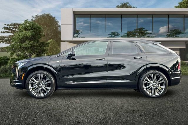 New 2026 Cadillac Optiq Sport 2 image 7