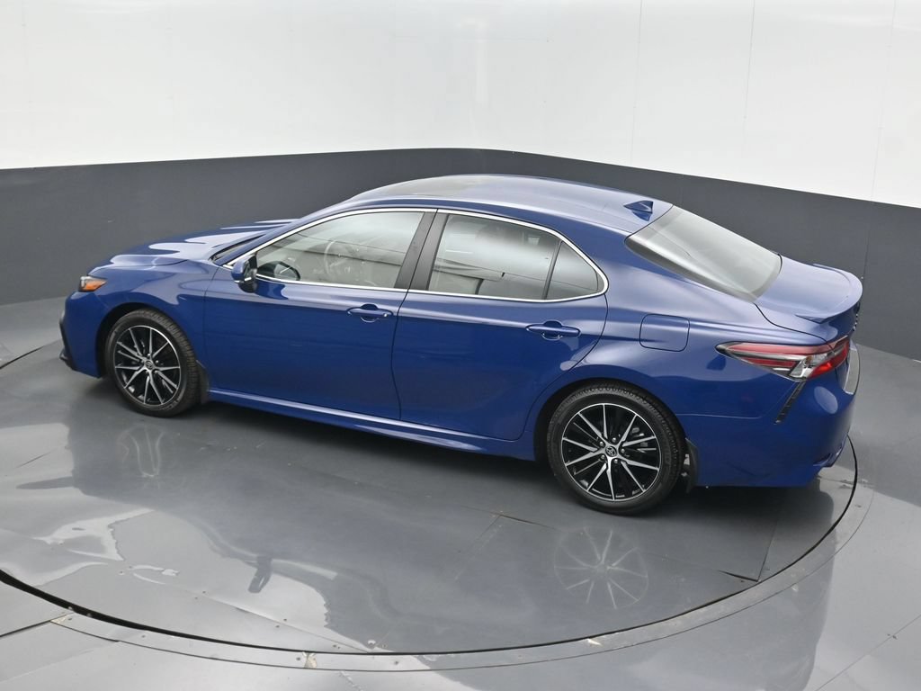 Used 2024 Toyota Camry SE w/ Convenience Package FWD image 15