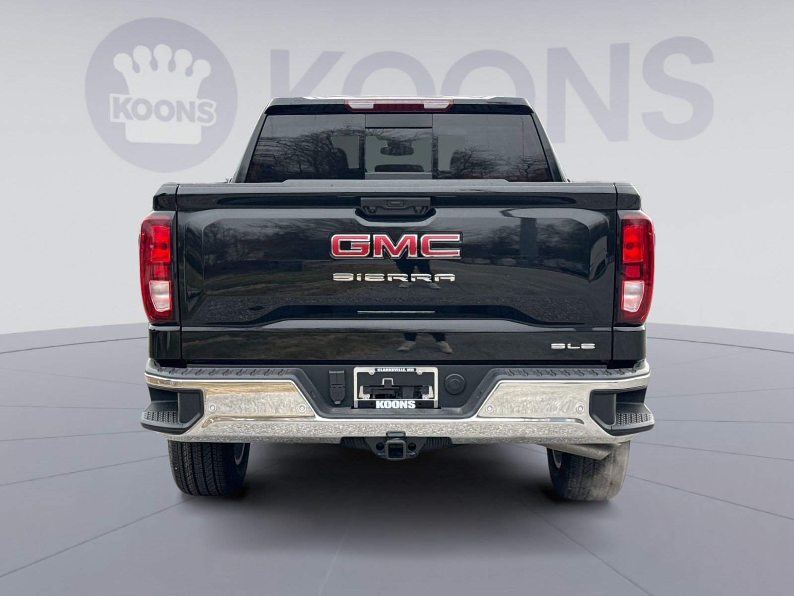 New 2026 GMC Sierra 1500 SLE w/ Preferred Package image 5