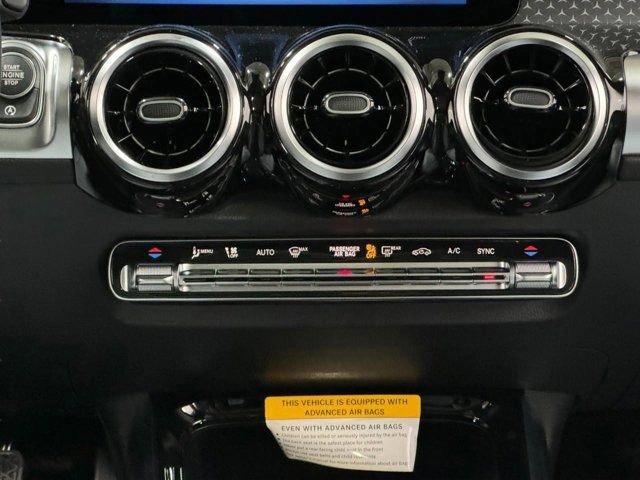 New 2026 Mercedes-Benz GLB 250 4MATIC image 18