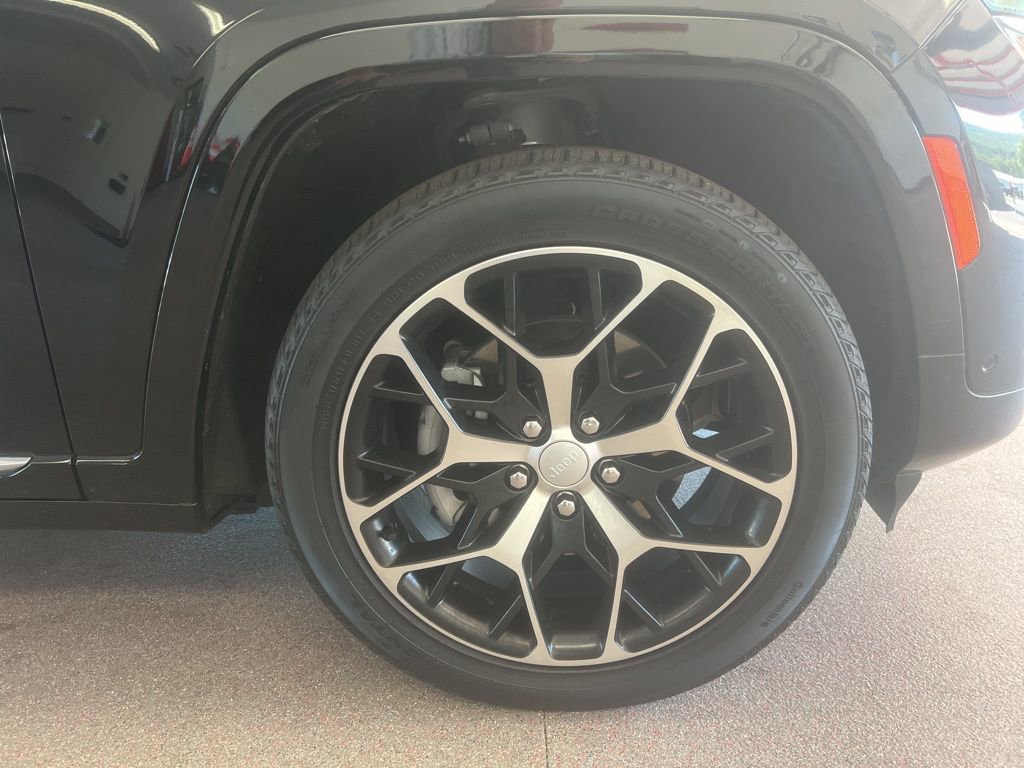 Certified 2023 Jeep Grand Cherokee Summit image 34