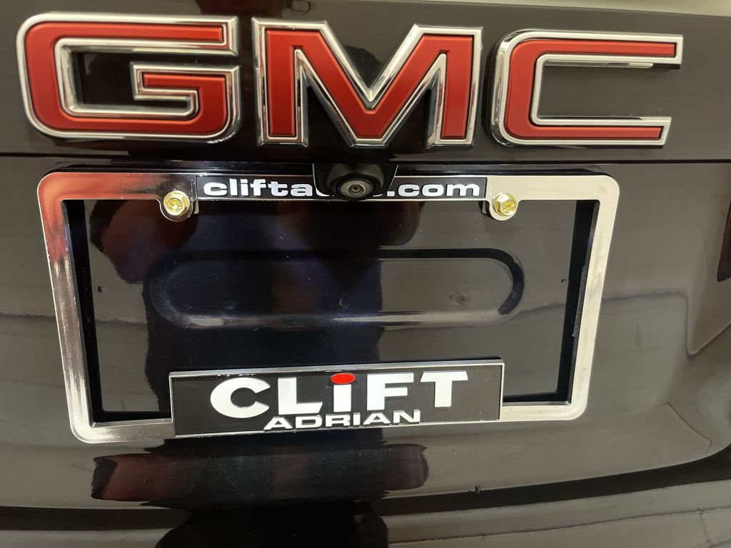 Used 2023 GMC Acadia SLE w/ Elevation Edition FWD image 25