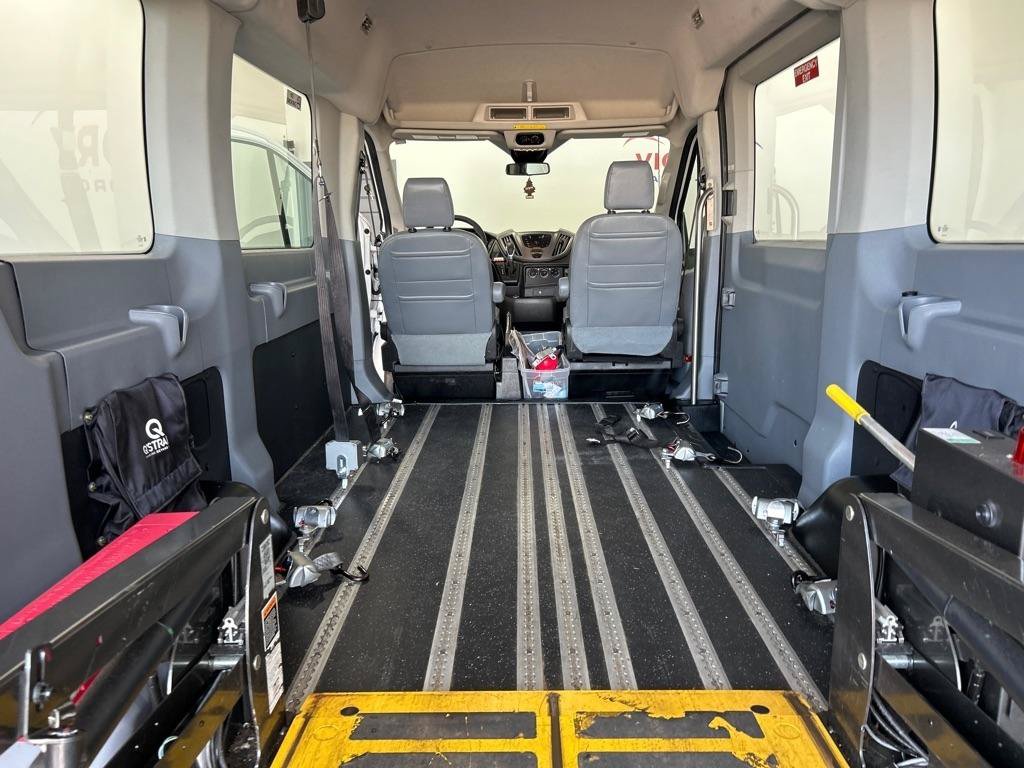 Used 2018 Ford Transit 150 XL RWD image 13