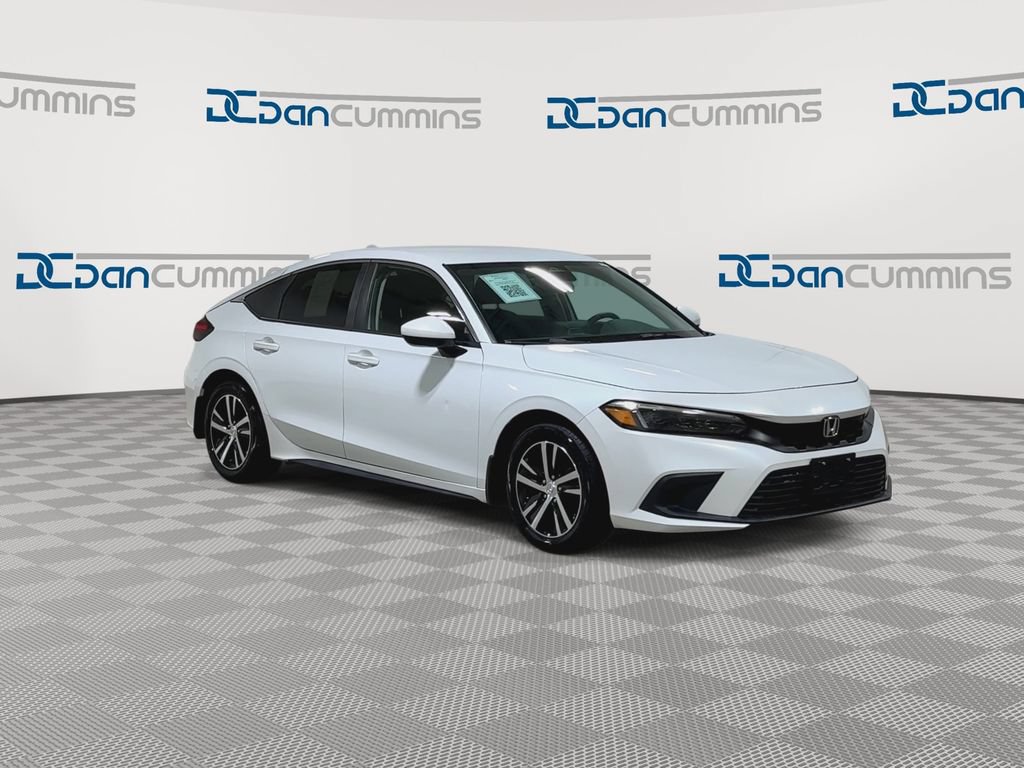 Used 2024 Honda Civic LX image 2