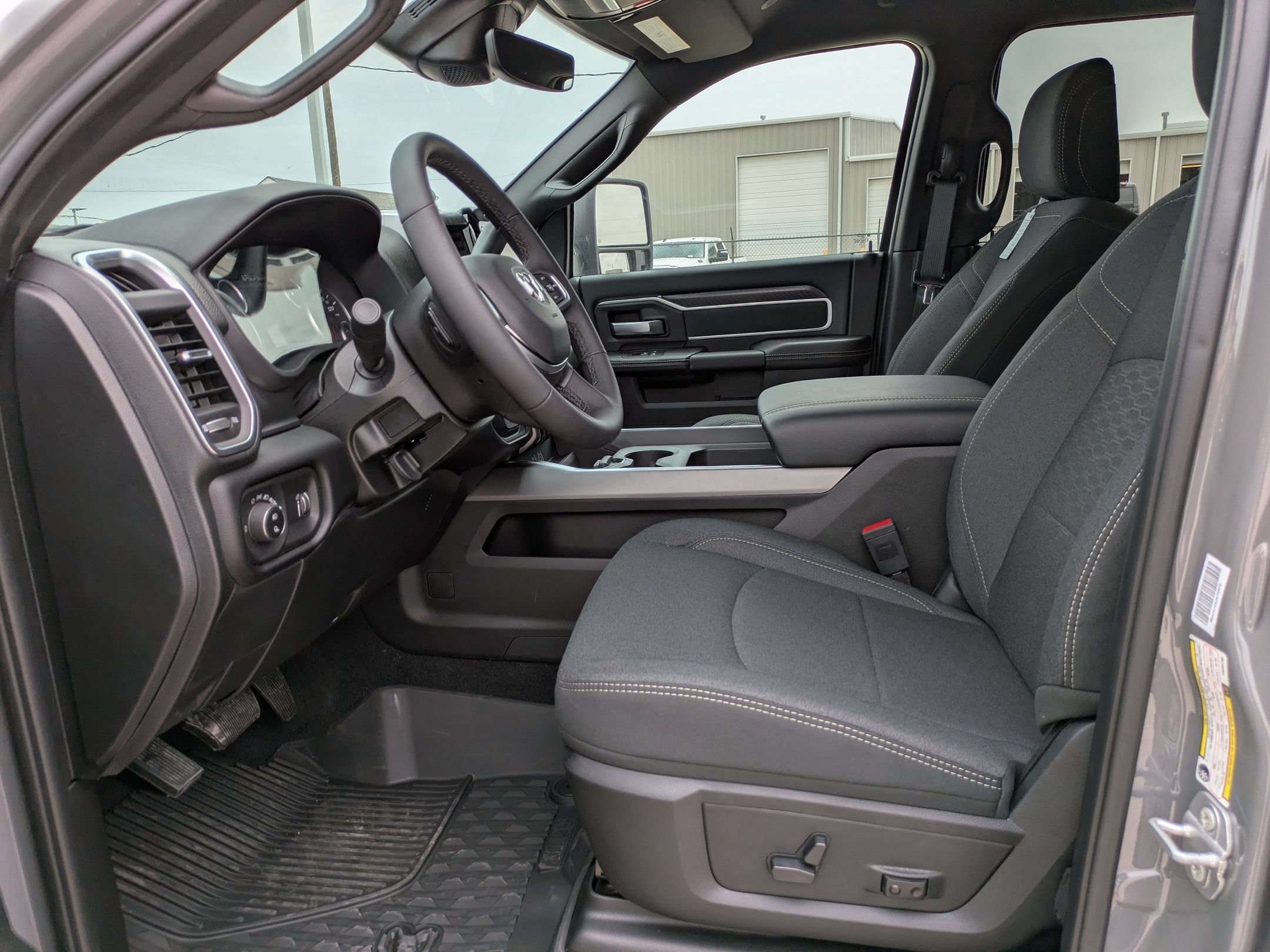 New 2026 RAM 2500 Lone Star AWD/4WD image 9