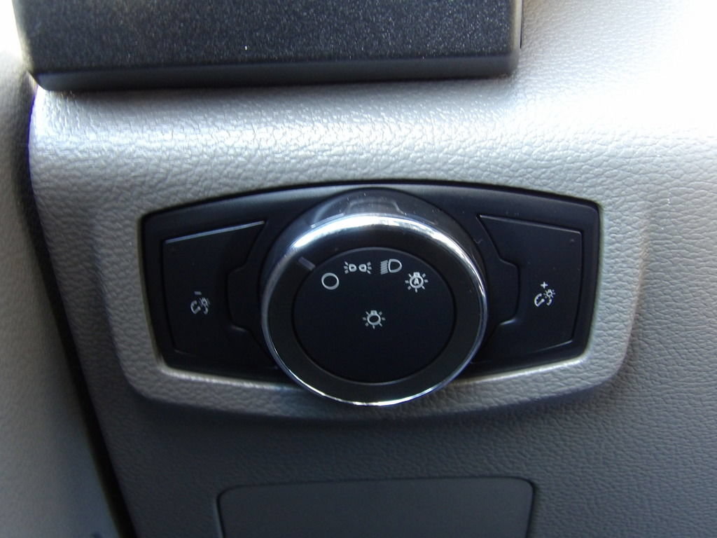 Used 2018 Ford F350 XL w/ Power Equipment Group RWD image 19