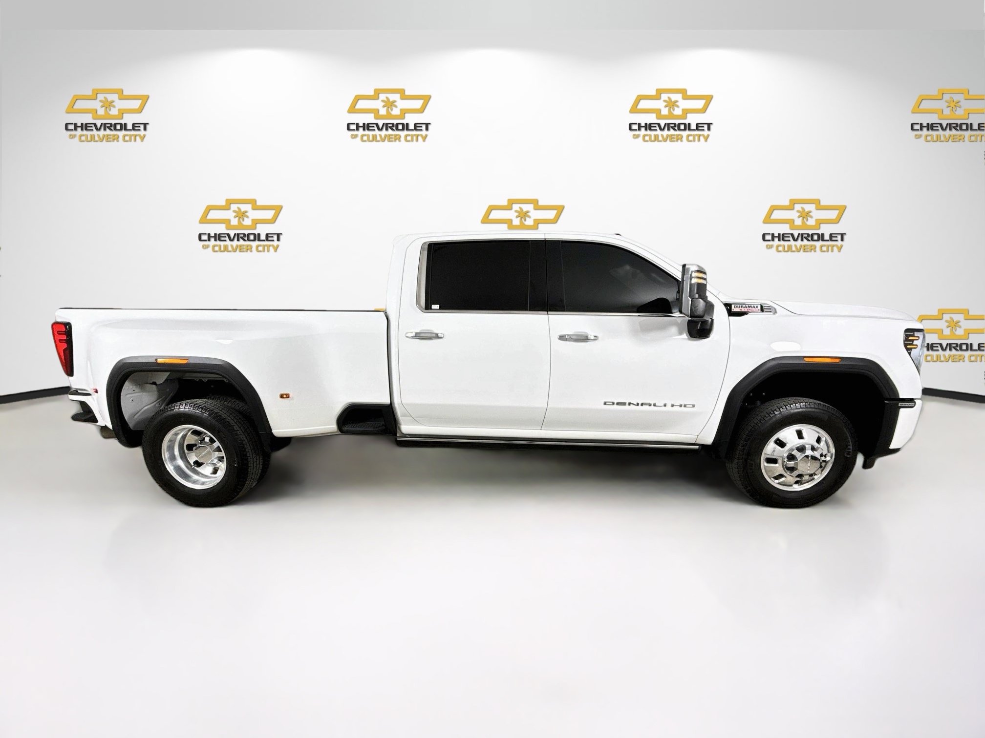 Used 2024 GMC Sierra 3500 Denali w/ Denali Reserve Package AWD/4WD image 9